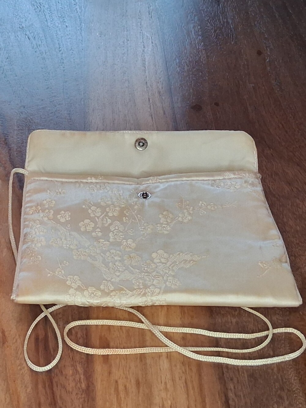 Vintage 1980s/90s Champagne Satin Floral Jacquard Clutch Crossbody Bag